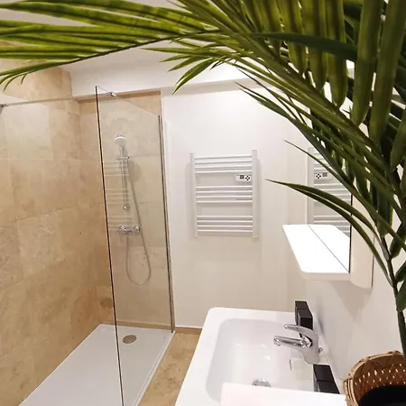 Apartamento T3 With Balcony Near Beach Of *