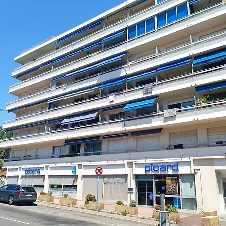 T3 With Balcony Near Beach Of *